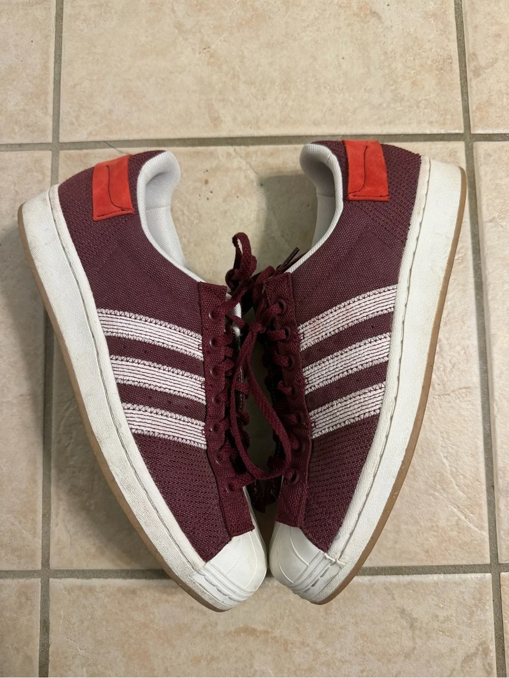 adidas Men's Maroon and White Sneakers